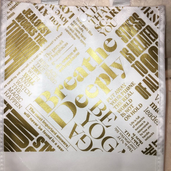 Lululemon gift bag - Picture 3 of 5